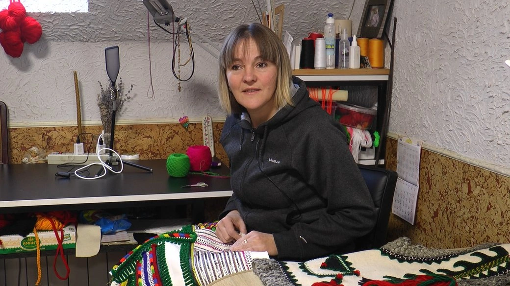 Story of Kateryna Slovak, a Craftswoman from the Ivano-Frankivsk Region Who Creates Hutsul Keptars and Serdaks